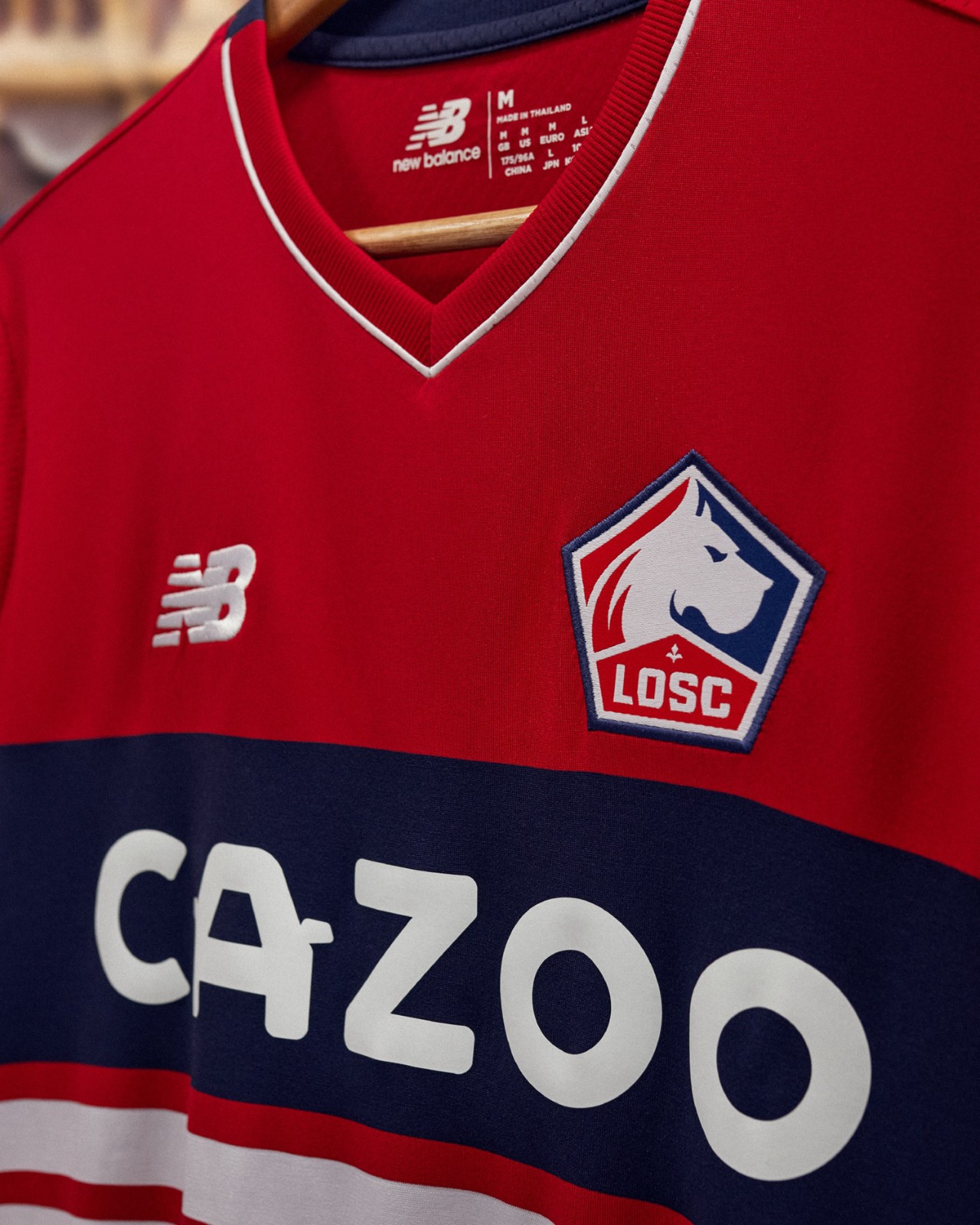 车辆处于静止状态被撞，是否应承担责任？